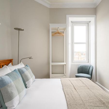 2Br New Town Castle View Apartment Edinburgh Ngoại thất bức ảnh